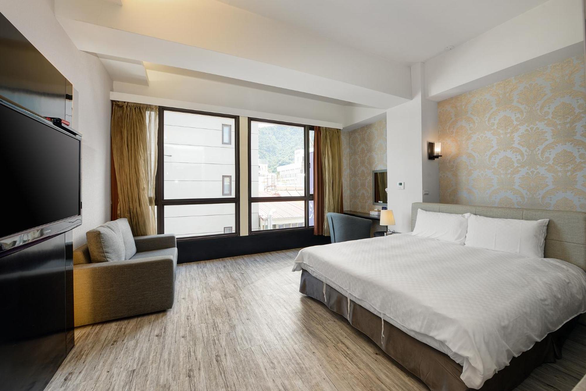 Hu Yue Lakeview Hotel Yuchi Buitenkant foto